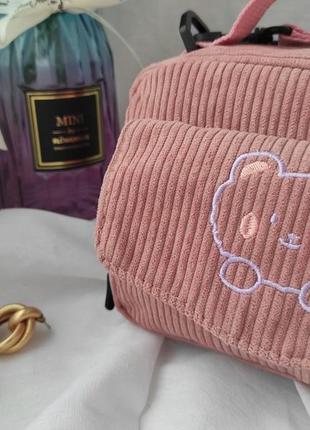 Кавайна сумочка месенджер з вишивкою медведя вельветова сумка через плече клатч портфель тоут аніме у корейському стилі бежева рожева коричнева чорна4 фото