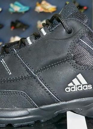 Нові кросівки adidas easywalk lea m 6
