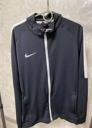 Кофта от nike