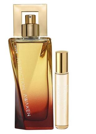 Женский парфюмный набор attraction awaken из 2-х единиц 50 мл + 10 мл (avon этракшин авакен)