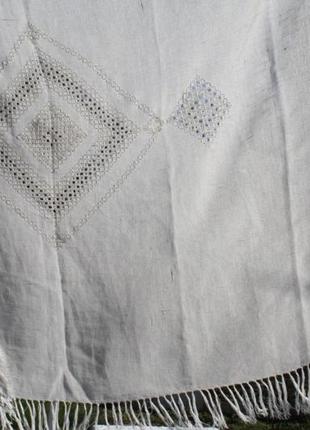Скатерть со скандинавской вышивкой и кистями 140*200 см, лен 100%2 фото