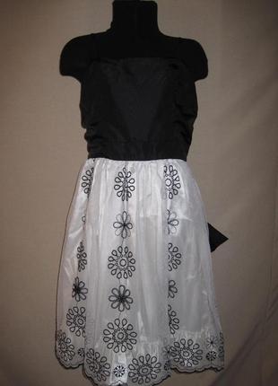 Красивое платье george 8-9л,