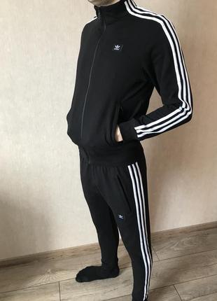 Спортивный костюм мужской adidas2 фото