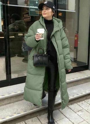 Женское зимнее длинное стеганое пальто с капюшоном размеры 42-487 фото