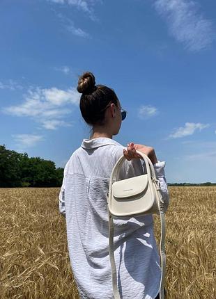 Женская маленькая сумка через плечо классическая