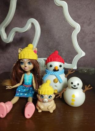 Набір ляльок enchantimals білочки і сніговички