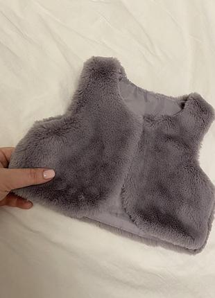 Хутряна жилетка жилет