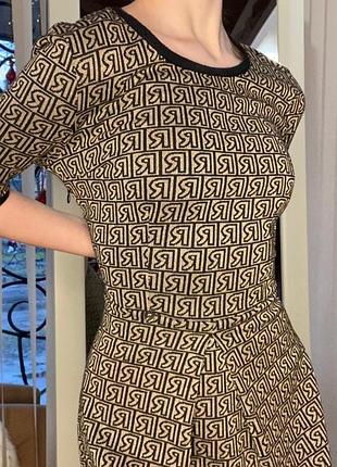 Платье от итальянского бренда rinascimento