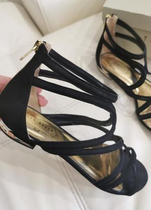 Ted baker london босоножки