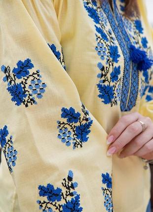 Xs-xl лляна жіноча вишиванка жовта блуза із синім орнаментом4 фото