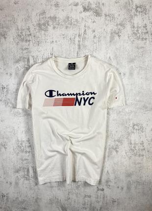 Champion nyc: классика в белом – твой самый стильный выбор!