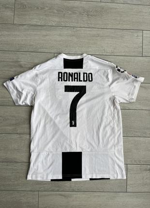 Футбольная футболка juventus cristiano ronaldo adidas football jersey