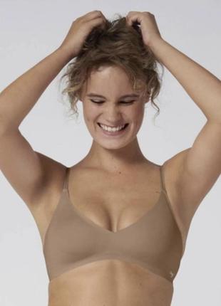 Оригинал.новый бюстгальтер sloggi body adapt soft bra