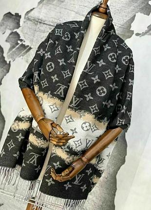 Кашемировые шарфы louis vuitton теплые с бахрамой