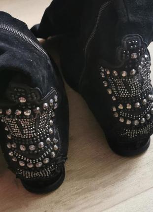 Женские замшевые высокие сапожки