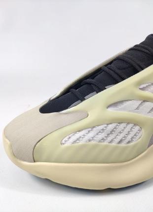 Кросівки adidas yeezy boost 700 v3 azael7 фото