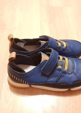 Шкіряні кросівки clarks tri scotty jnr blue1 фото