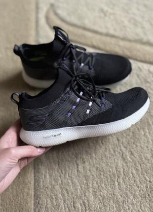 Кросівки skechers