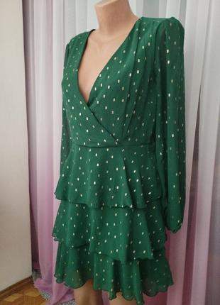 Щикарное зеленле платье в оборке нарядное2 фото