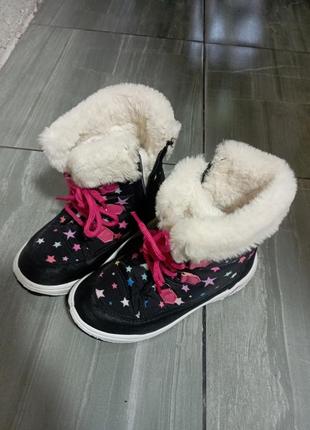 Зимові черевики