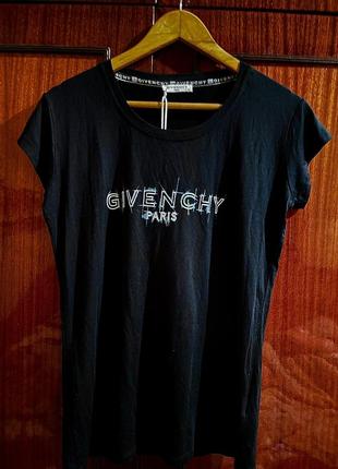 Футболка givenchy оригинал1 фото