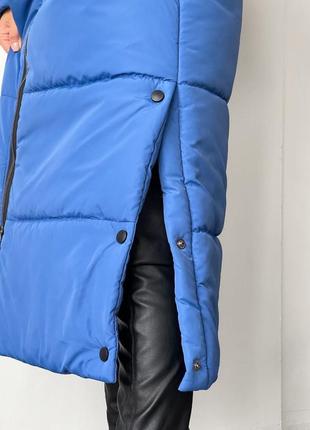Длинная зимняя теплая куртка пальто с капюшоном в цветах5 фото