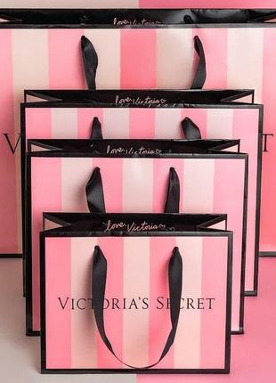 Подарунковий пакет victoria's secret (20x15x9 cm)