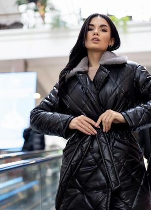 Пальто жіноче стьобане зимове тепле, з капюшоном, бренд, чорне із сірим коміром6 фото