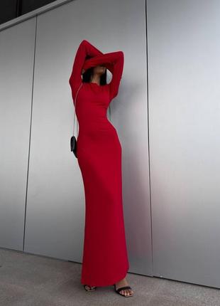 Элегантное длинное платье макси по фигуре в пол красная2 фото
