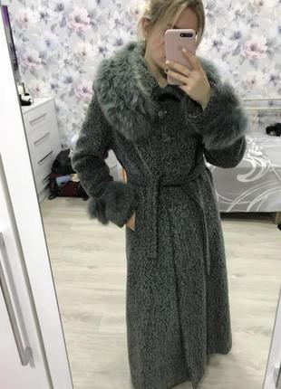 Шикарне зимове пальто