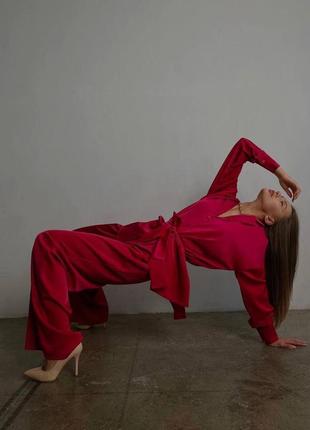 Костюм жіночий шовковий оверсайз сорочка на гудзиках з поясом штани вільного крою на високій посадці якісний стильний червоний хакі4 фото