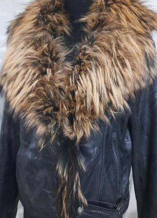 Шкіряна куртка з натуральним хутром3 фото