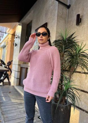 В'язаний однотонний светр з подвійним коміром