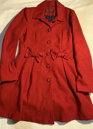 Стильное женское пальто