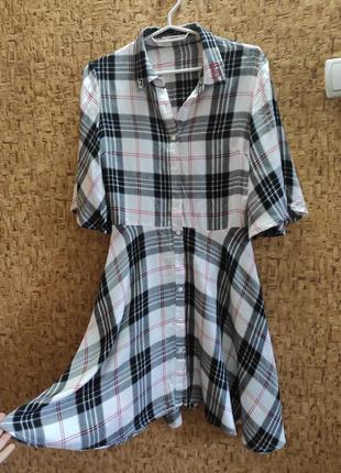 Платье из натуральной ткани в клетку mango