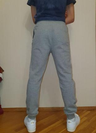 Теплые спортивные брюки с сайта c&a, германия, размер s3 фото