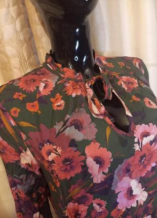 Блуза в цветочный принт из вискозы