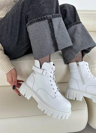 Ботинки кожаные