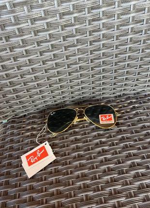 Сонцезахисні окуляри в стилі rayban4 фото