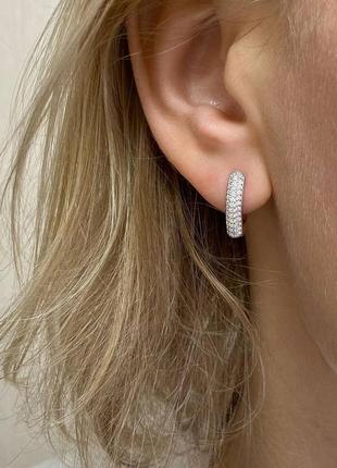 Серебряные серьги с фианитами