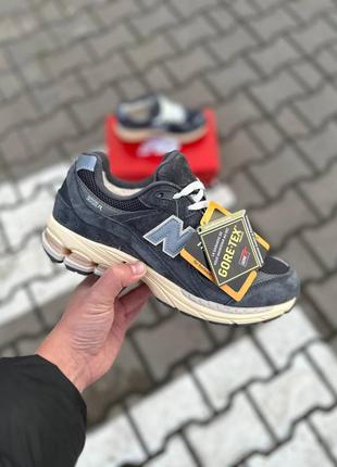 Зимние кроссовки на меху new balance 2002r grey beige gore-tex fur