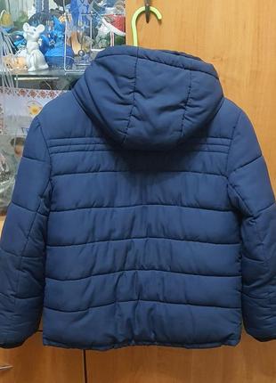 Зимняя теплая курточка для мальчика. б/в. 6-8 лет. в хорошем состоянии.2 фото