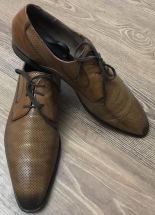 Чоловічі туфлі італія