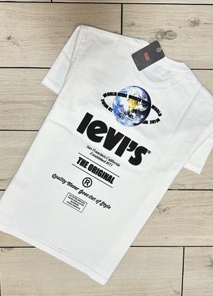 Оригінальні футболки levi’s