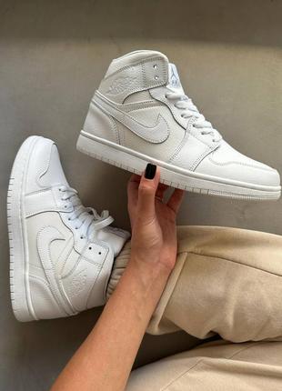 Зимние кроссовки nike