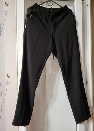 Черные классические брюки1 фото