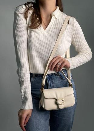 Стильна жіноча сумка coach leather з якісної шкіри в світлому бежі3 фото
