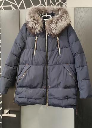 Куртка в стані нової