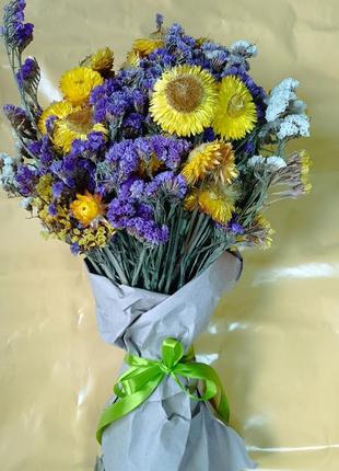 Букет сухоцветов кермек гелихризум подарок2 фото