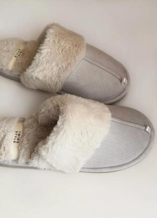 Теплі капці жіночі хутряні домашні теплі капці замшеві хутряні домашні тапочки жіночі